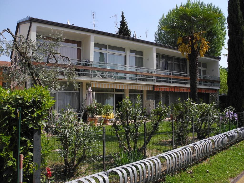 Annabella Appartement Riva del Garda Buitenkant foto
