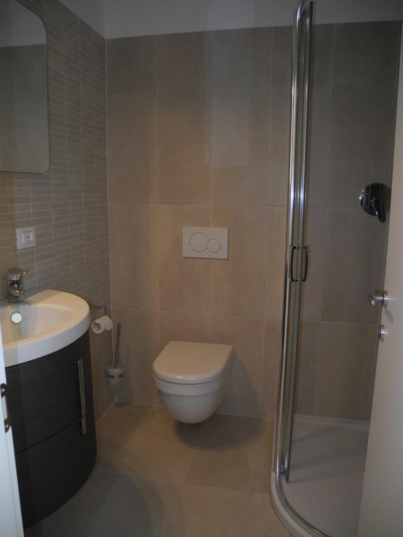Annabella Appartement Riva del Garda Buitenkant foto